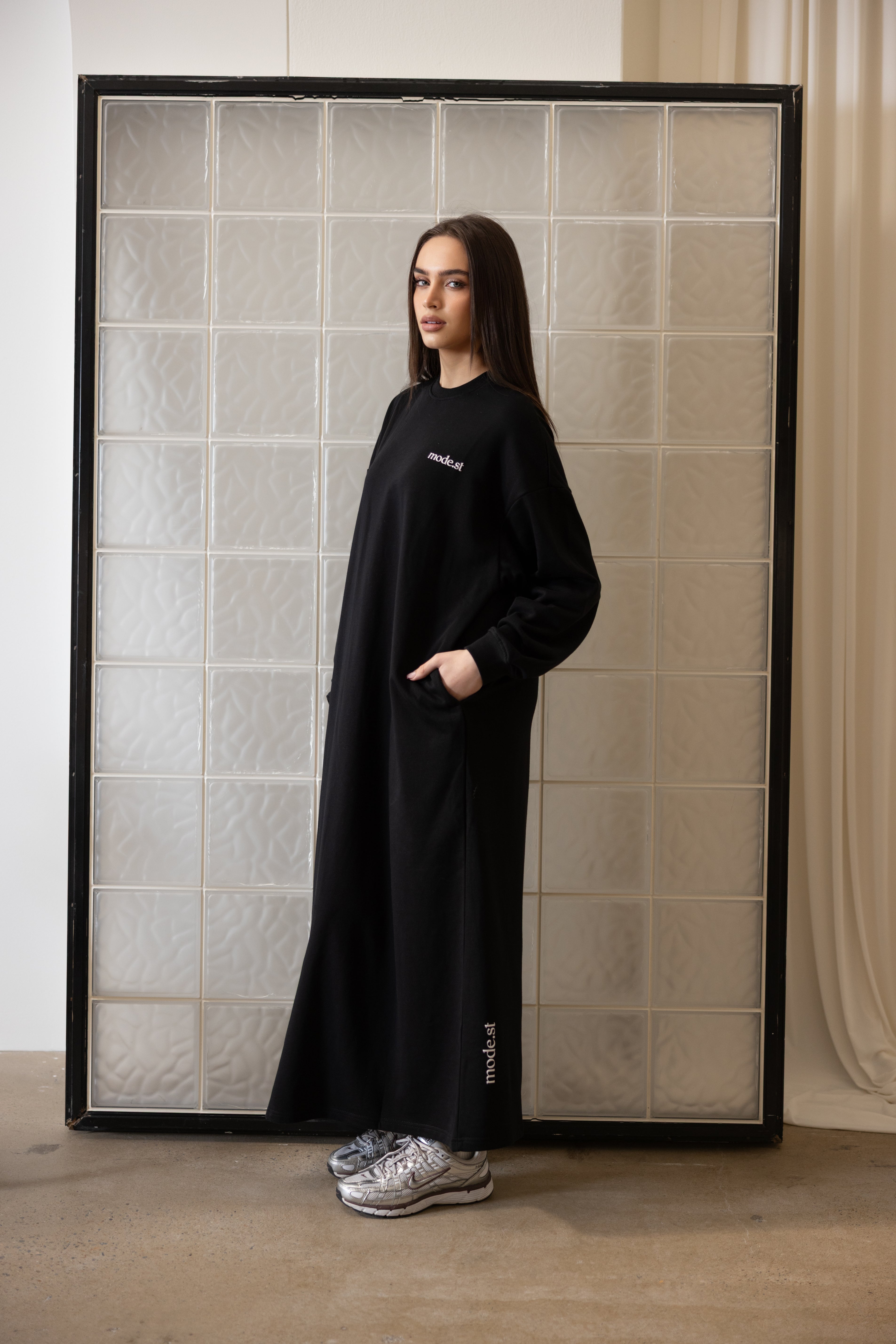 MODE.ST SWEATER DRESS - Black