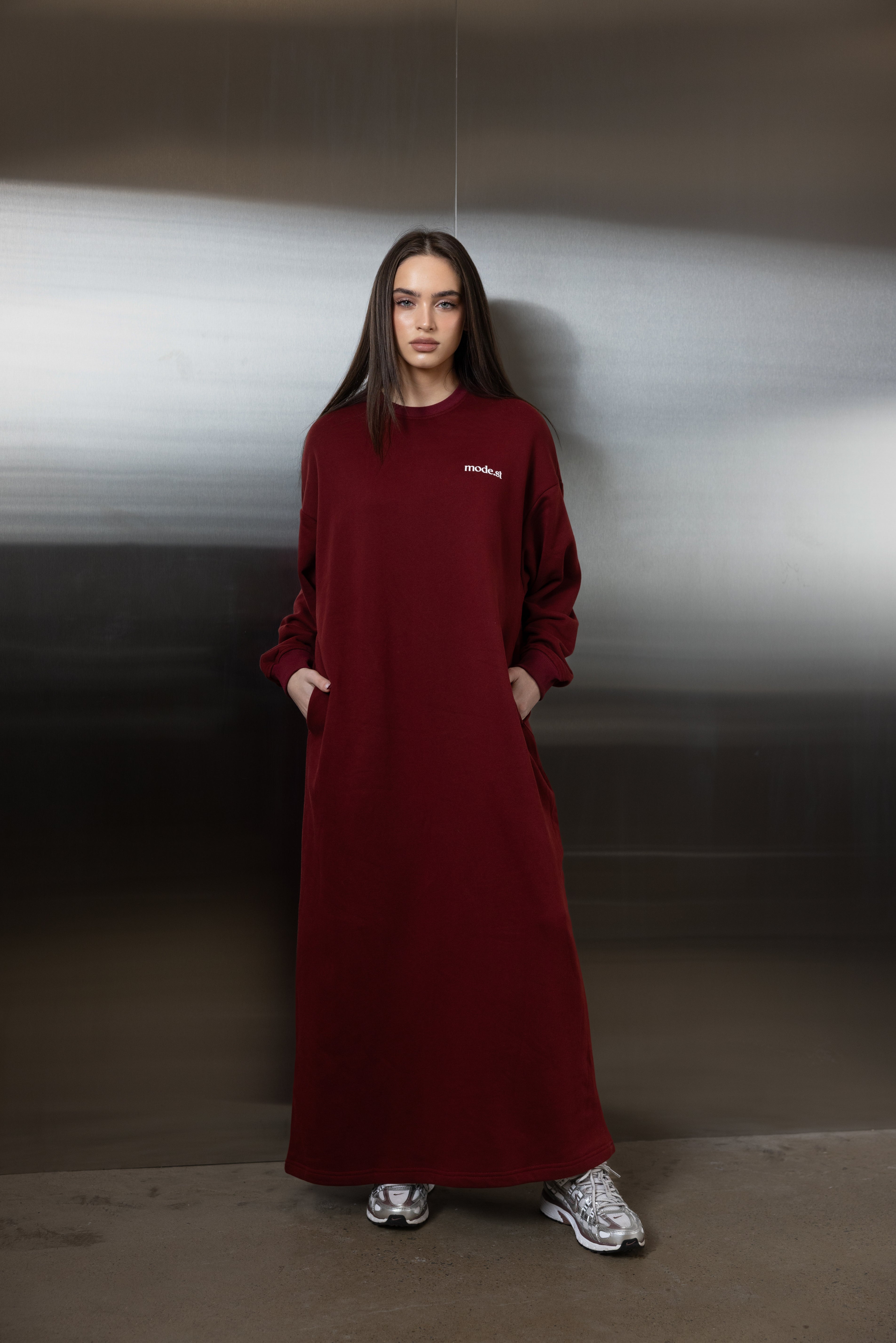 MODE.ST FLEECE SWEATER DRESS - Maroon