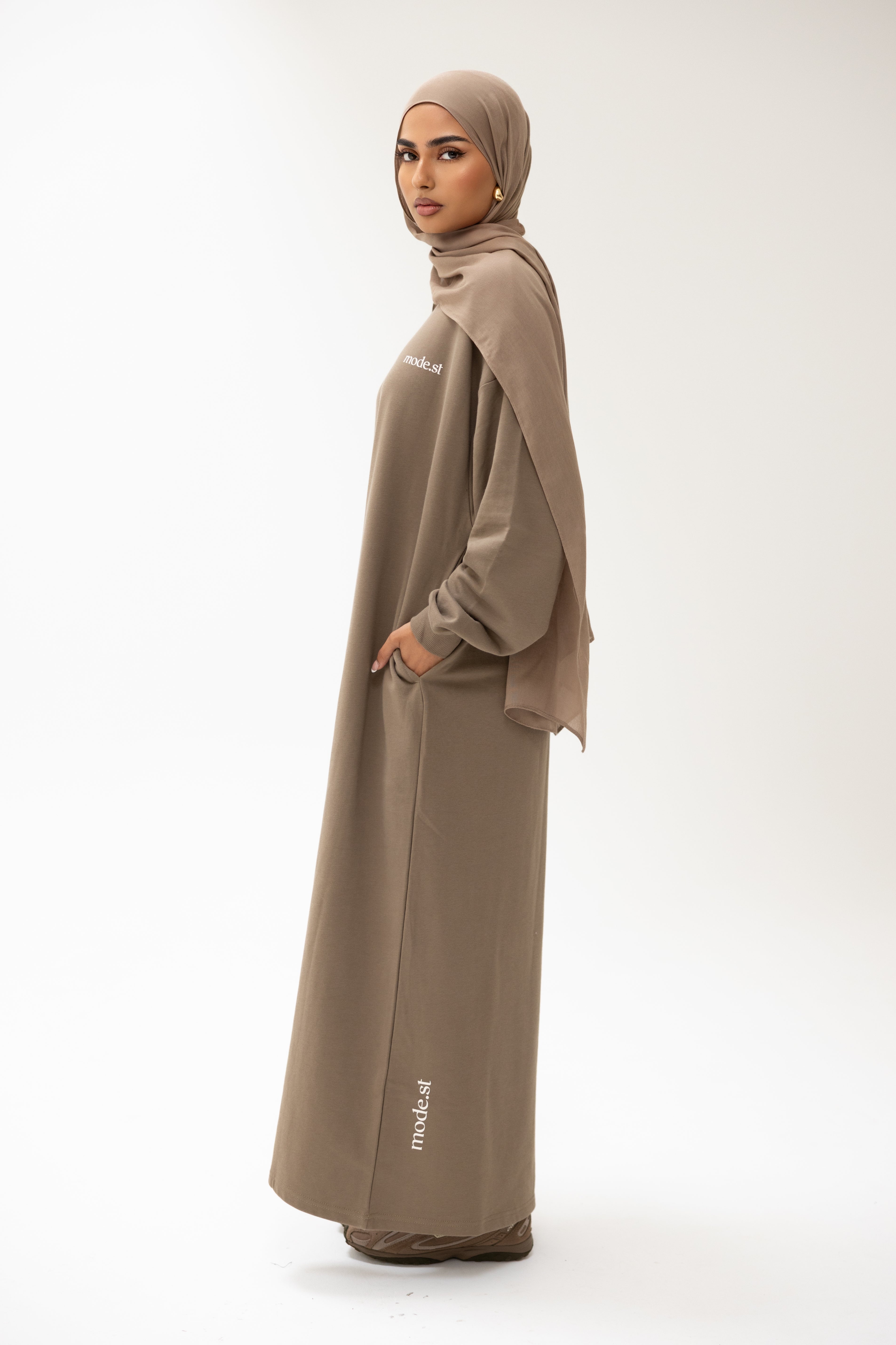 MODE.ST SWEATER DRESS - Olive